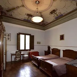 https://borgo-oblate.it-tuscanyhotel.com